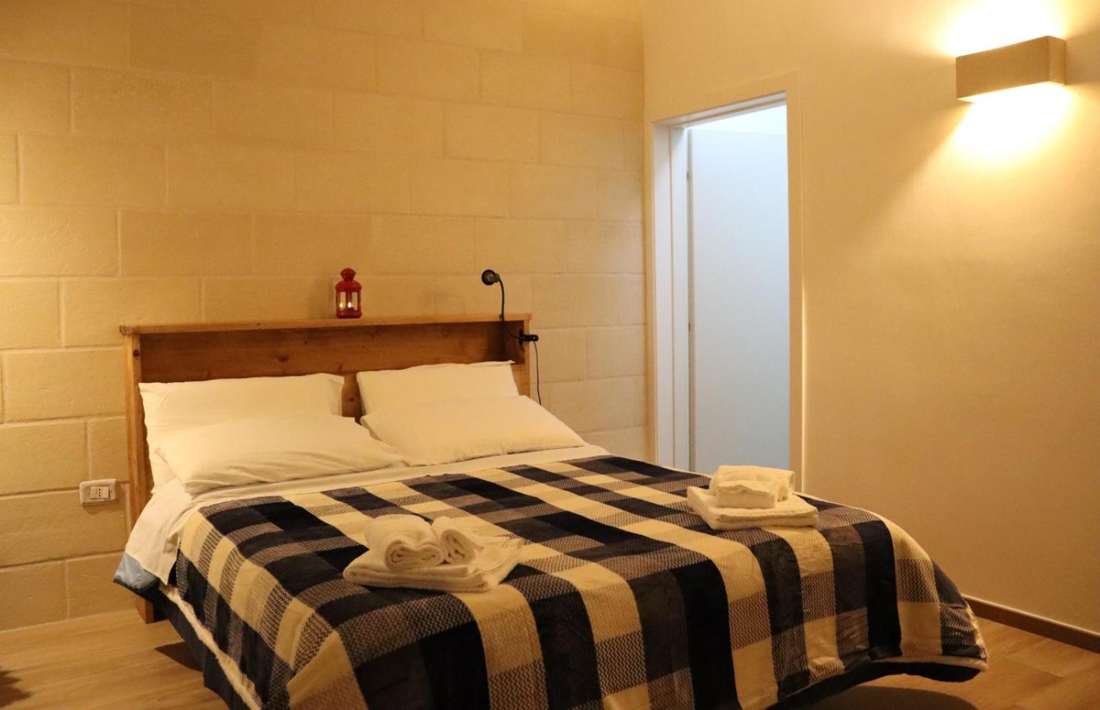 Pietra Bianca Bed & Breakfast Cutrofiano Exterior photo