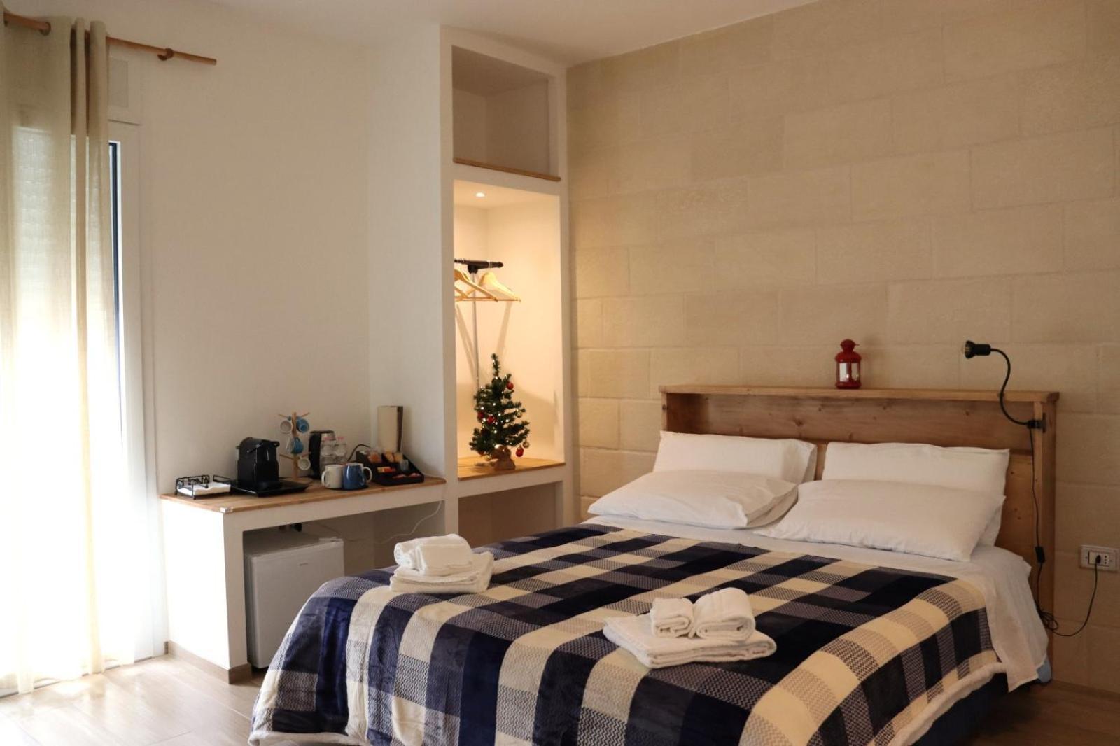 Pietra Bianca Bed & Breakfast Cutrofiano Exterior photo